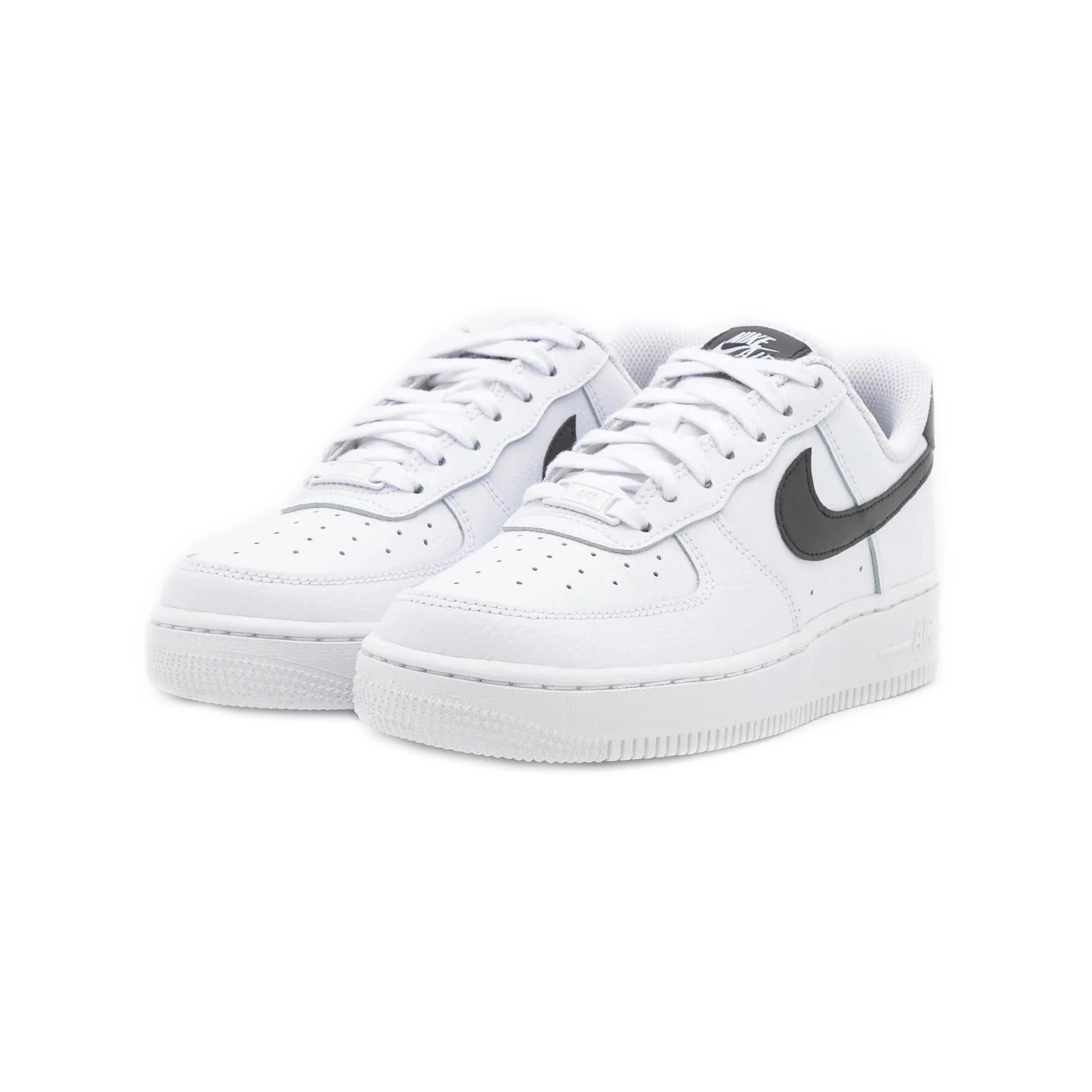 Nike Air Force 1 '07 - Weiß / Schwarz