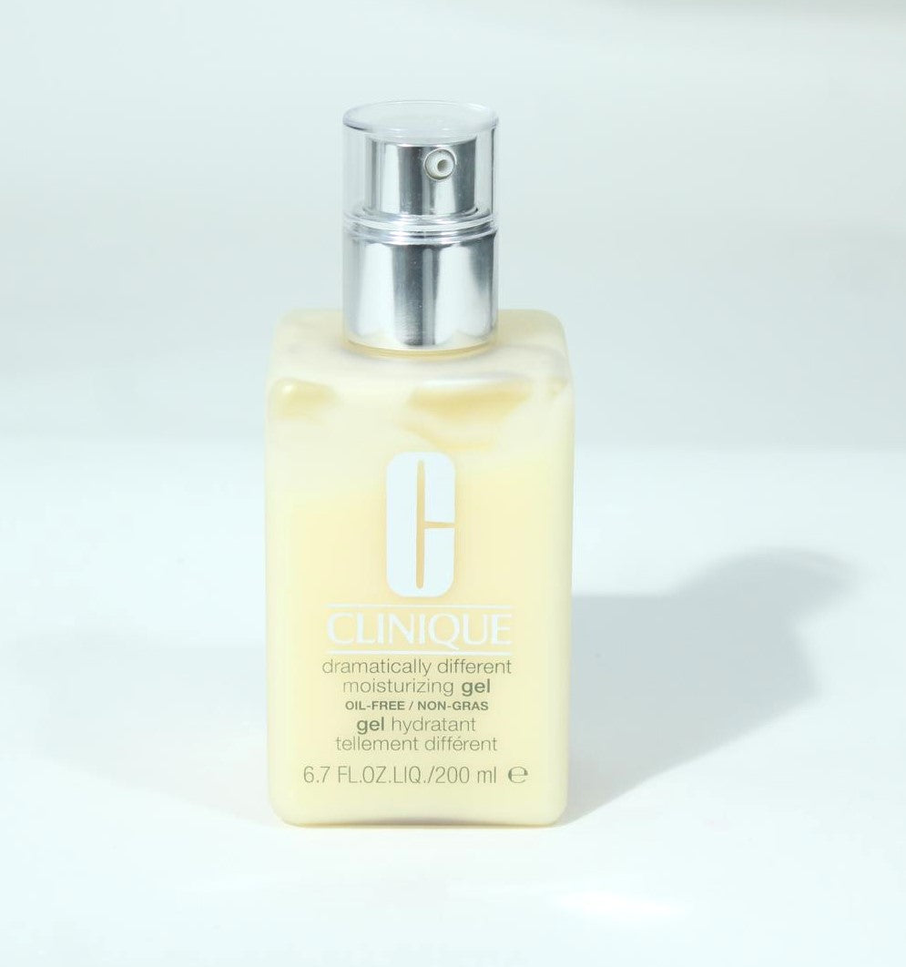 Clinique Dramatically Different™ Moisturizing Gel | leichte Feuchtigkeitspflege